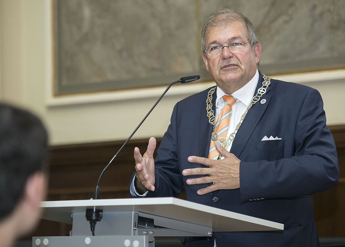 Professor Wolfgang Schareck, Rektor der Universität Rostock